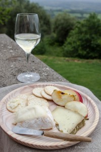 wine and cheese in Tuscany